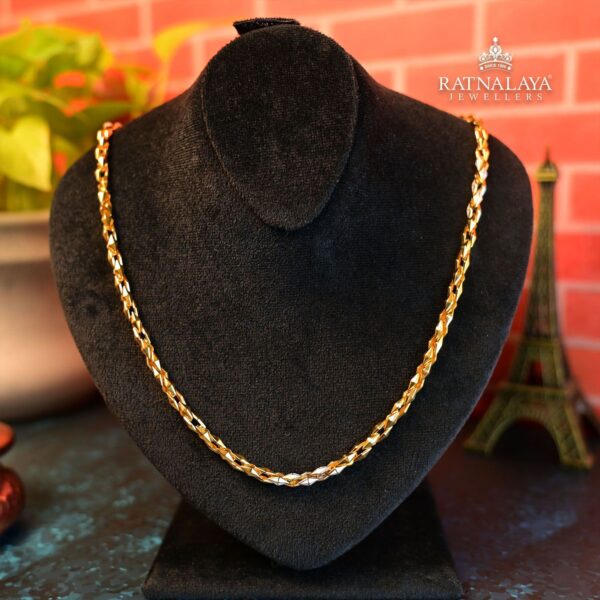 Trending Men 18kt Gold chain