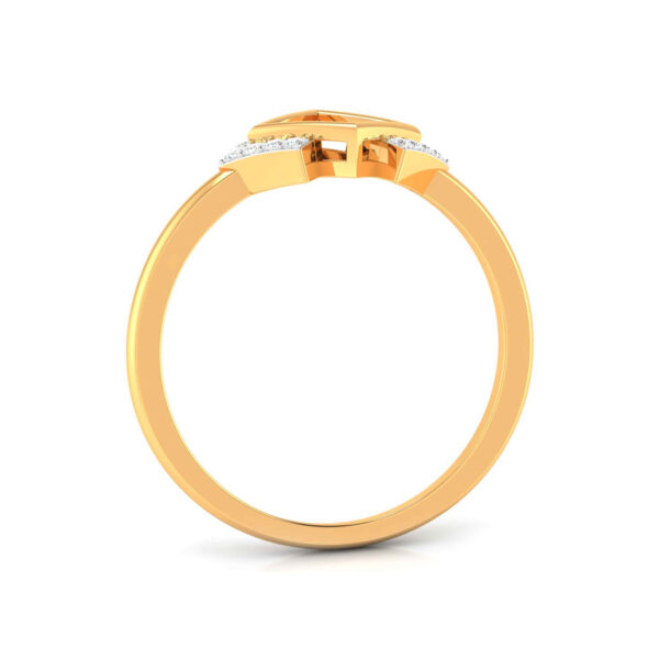 WOMEN'S DAILY WEAR DIAMOND RINGS