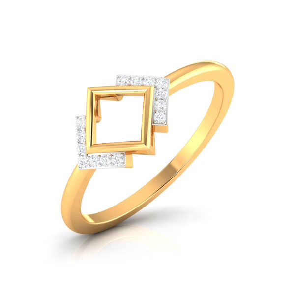 WOMEN'S DAILY WEAR DIAMOND RINGS