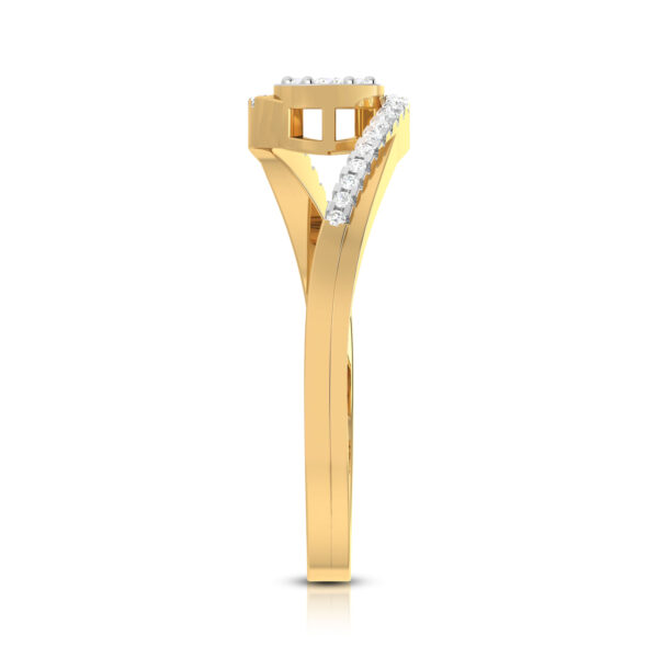 Claire Cluster Diamond Ring