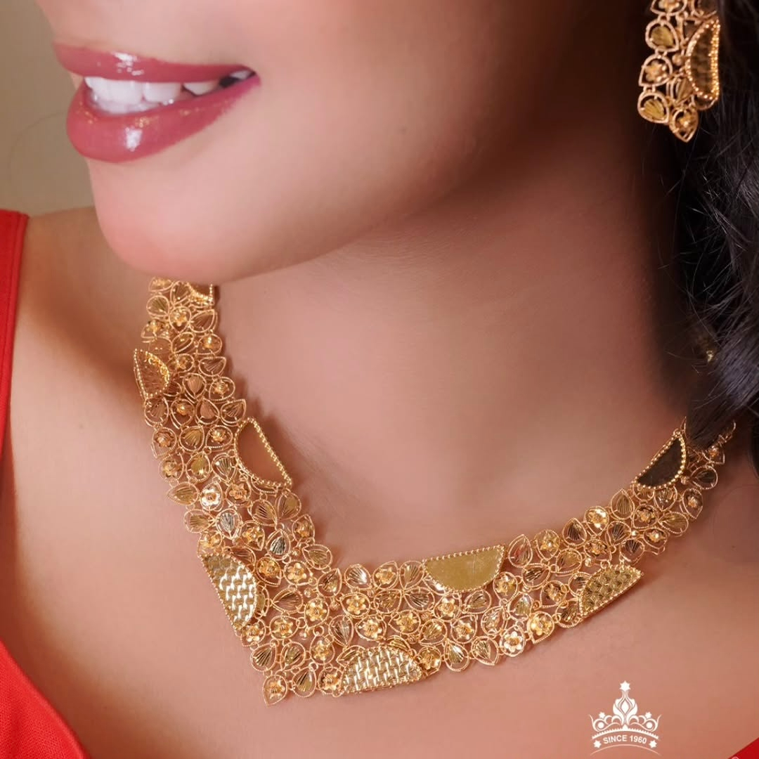 BEST DESIGN NECKLACE FROM RATNALAYA JEWELLERS PATNA BEST DESIGN NECKLACE FROM RATNALAYA JEWELLERS PATNA