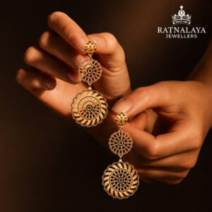 ELEGANT DESIGN ANTIQUE GOLD JEWELLERY LADIES RING 22KT