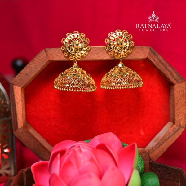 Gorgeous Traditional gold jhumka earrings
