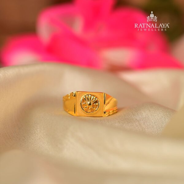 Gents Fancy Ring - 916 Gold Purity