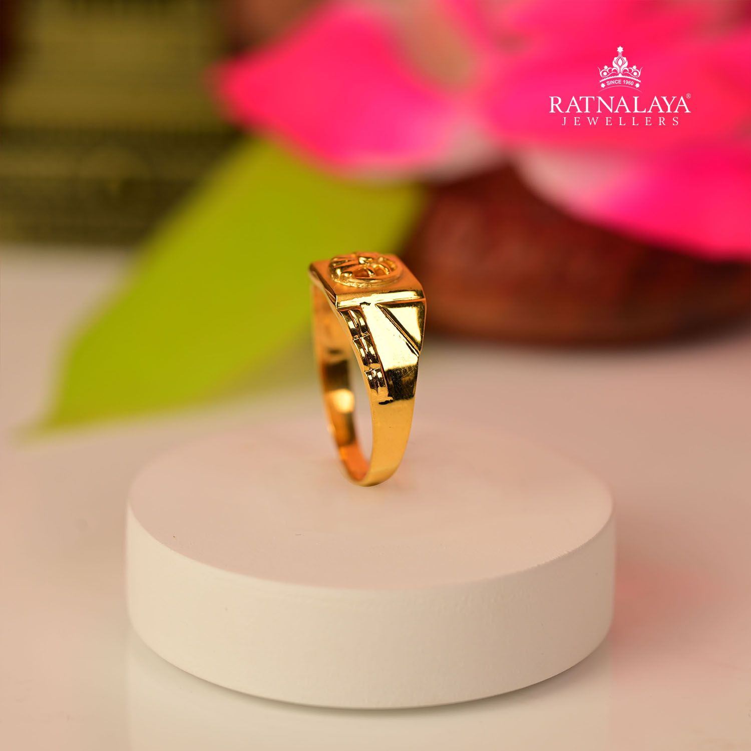 Buy quality Precious Designer Fancy Plain Gold Gents Ring in Ahmedabad