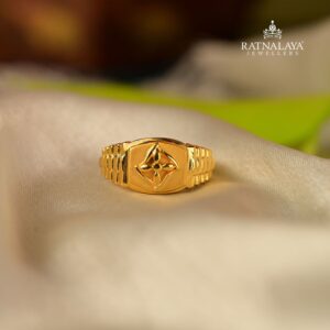 King Crown Design Gents Ring
