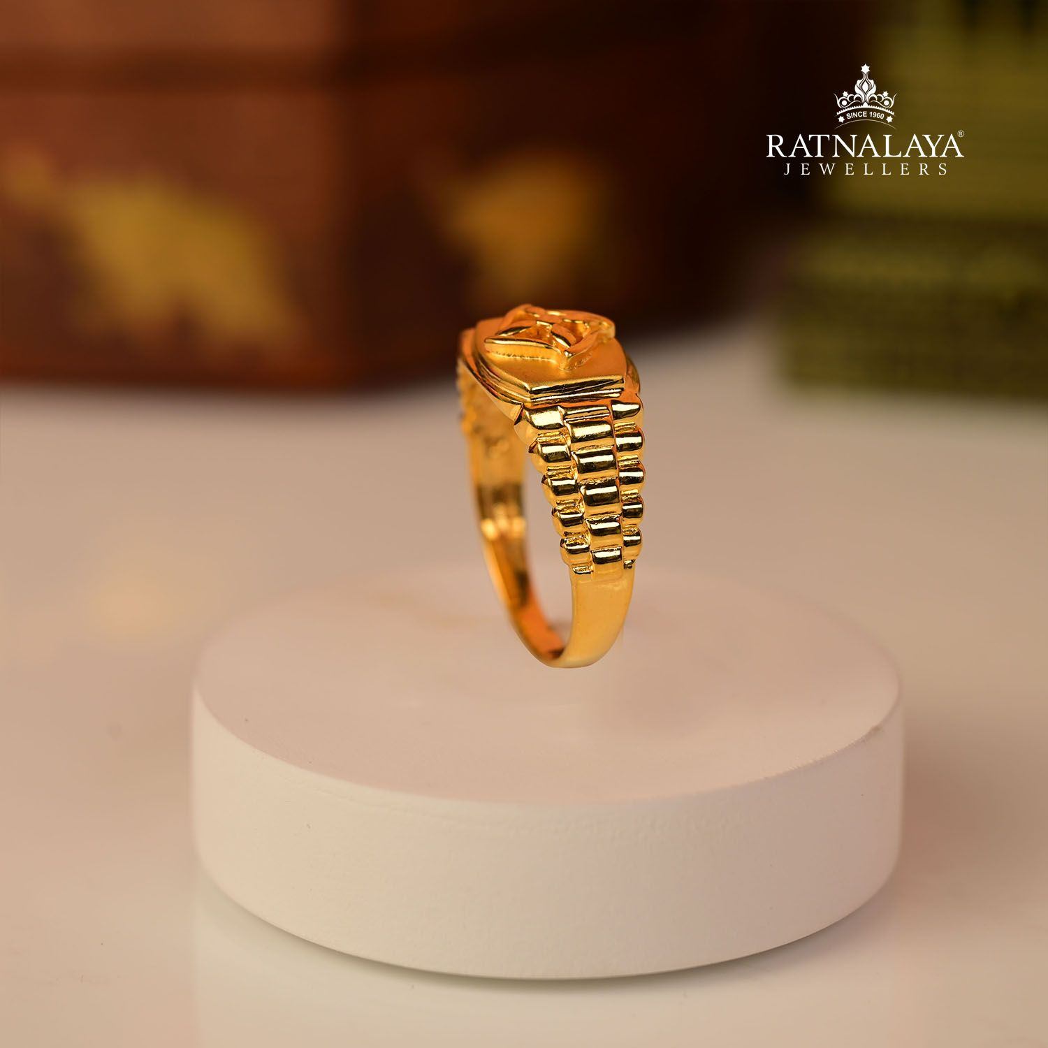 Buy 18KT Vaibhav Divine Gold Ring VGR-858 Online from Vaibhav Jewellers
