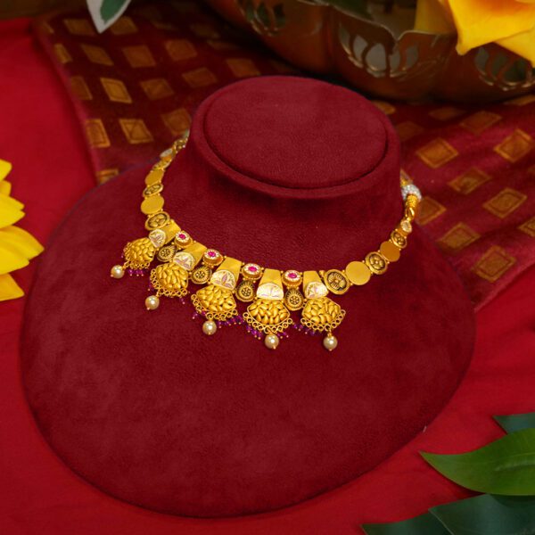 SHORT ANTIQUE NECKLACE GOLD 22kt